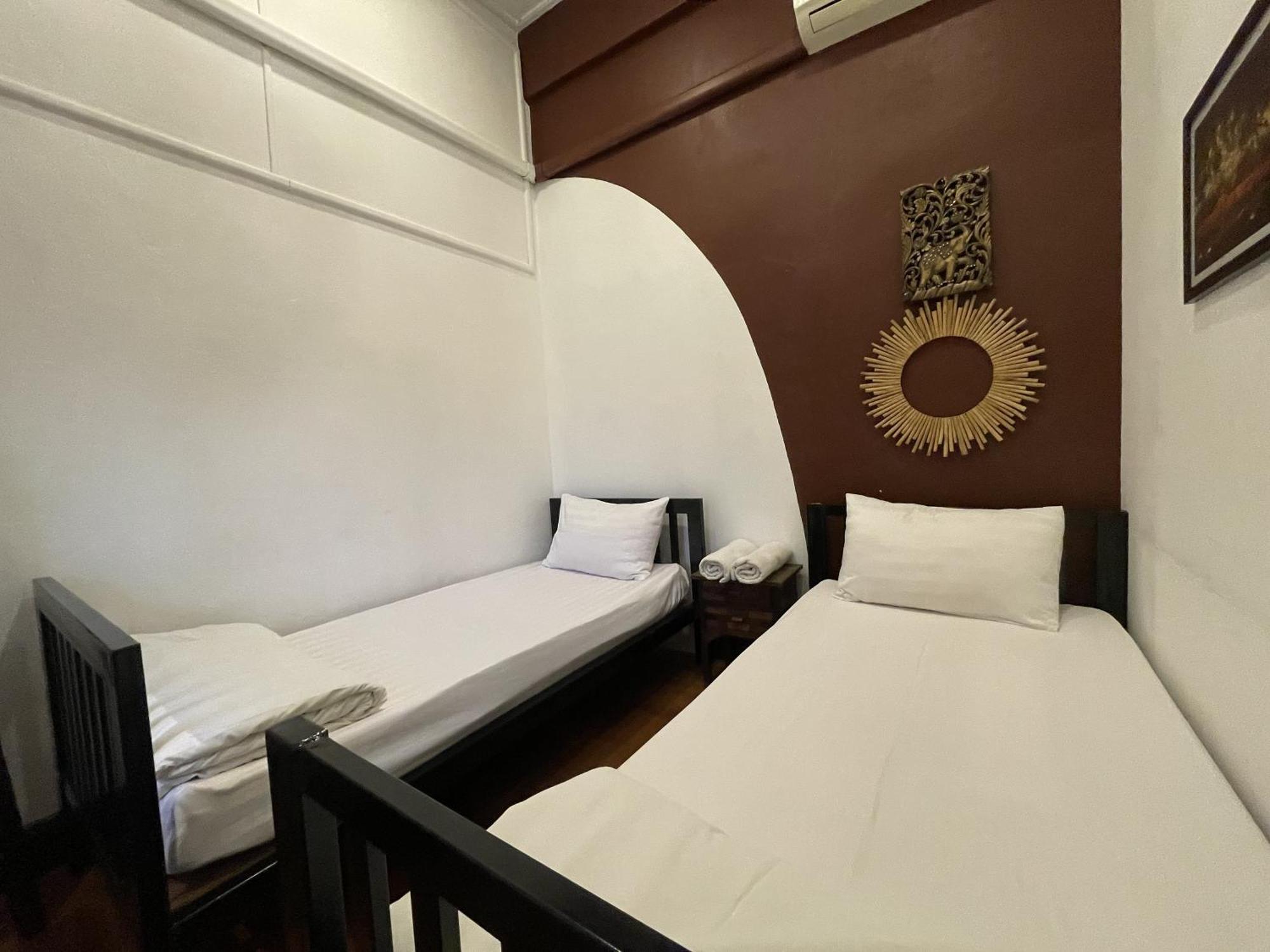 Hostel Ashi Poshtel *