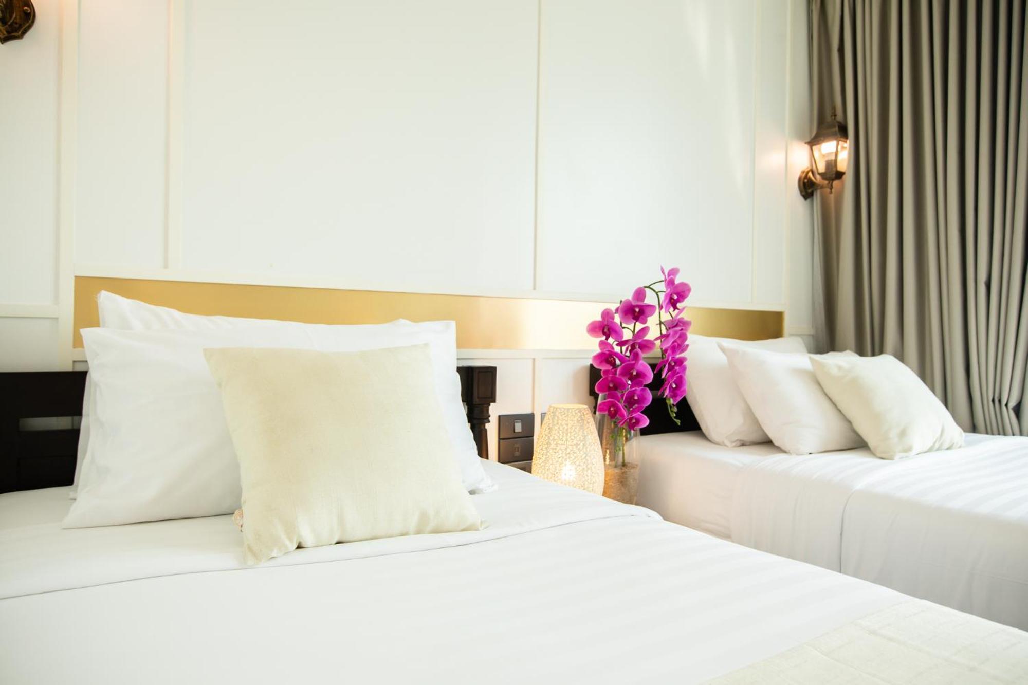 Hotel The Experience Walking Street 4*
