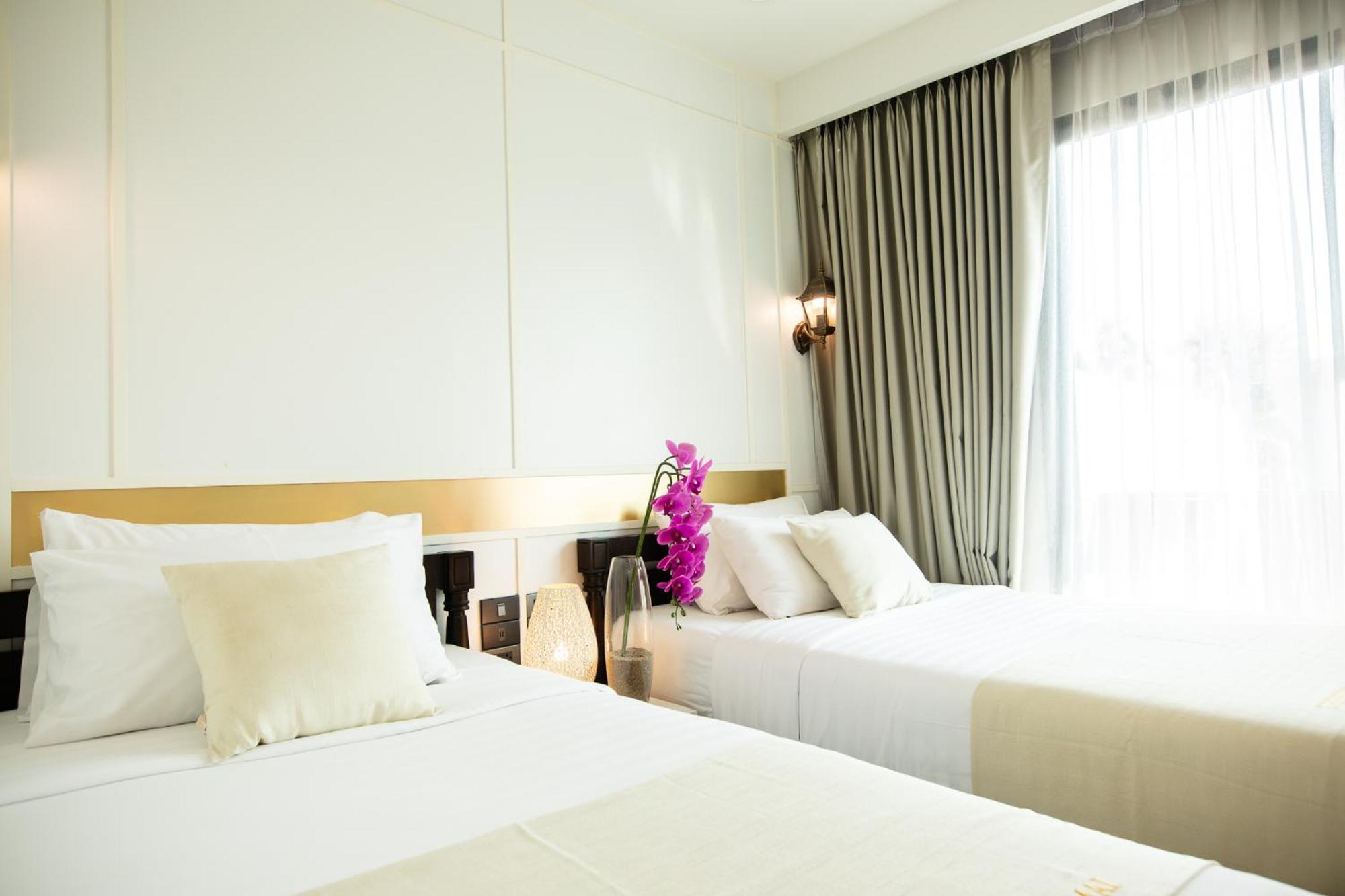 The Experience Walking Street 4*