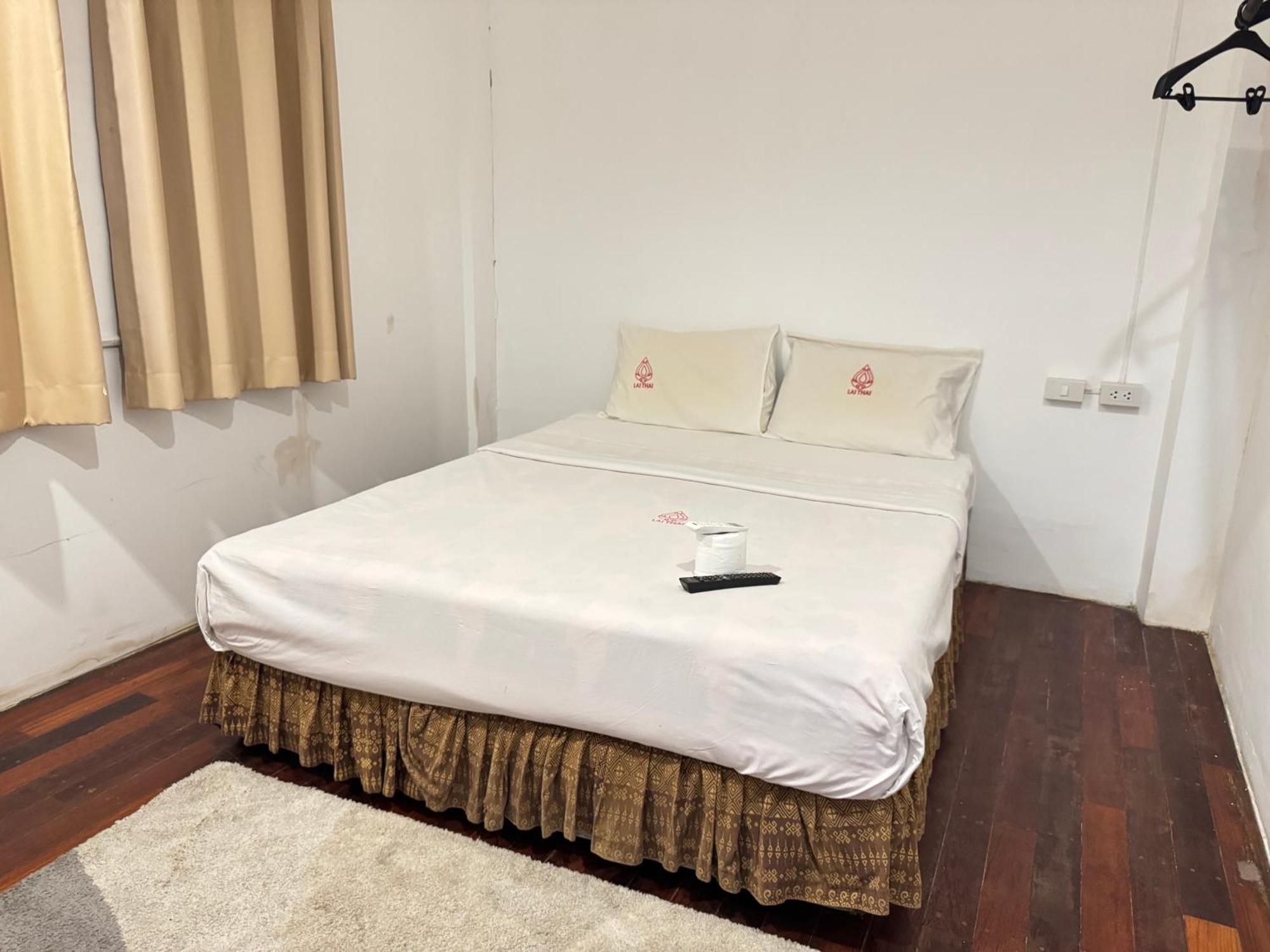 Hotel Collection O Khu Mueang Near Tha Phae Gate Formerly Lai Thai