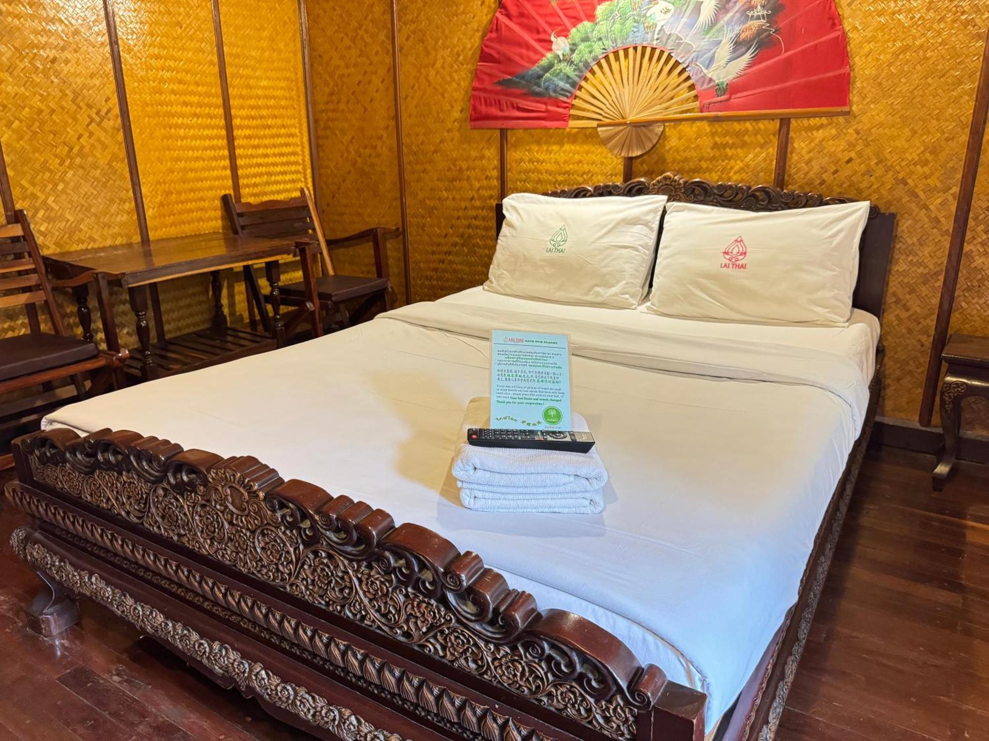 Hotel Collection O Khu Mueang Near Tha Phae Gate Formerly Lai Thai