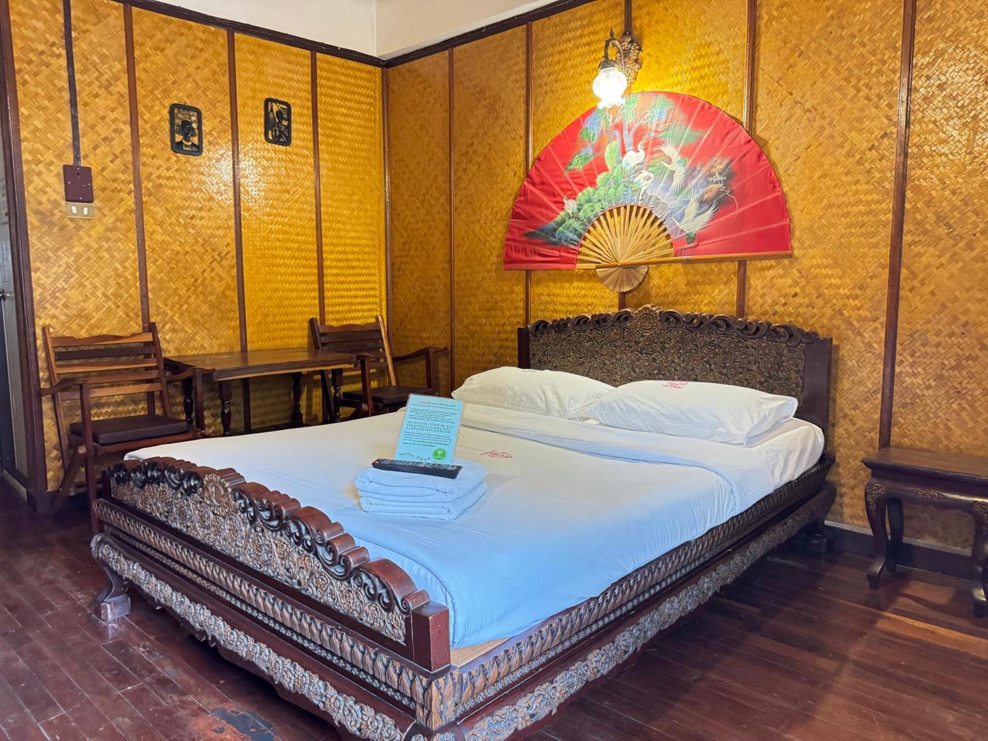 Collection O Khu Mueang Near Tha Phae Gate Formerly Lai Thai Hotel 3*