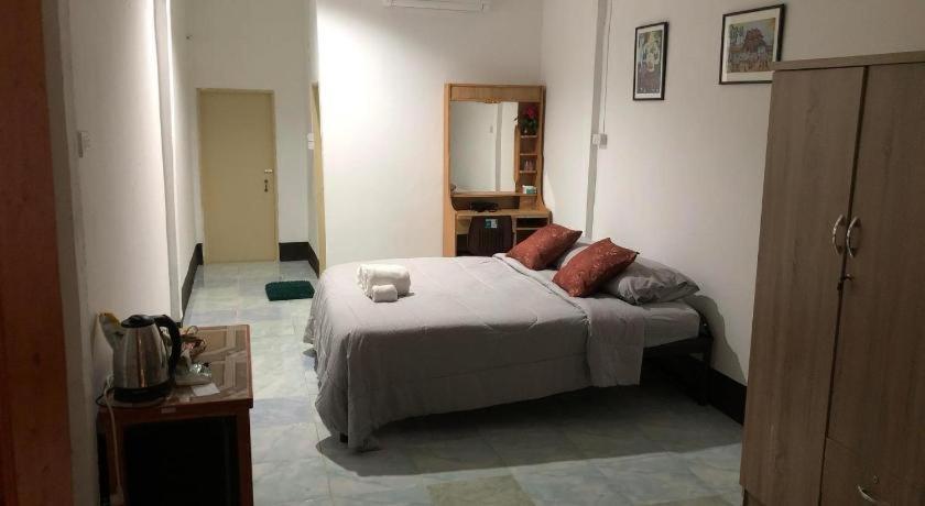 The Thana House Hotel