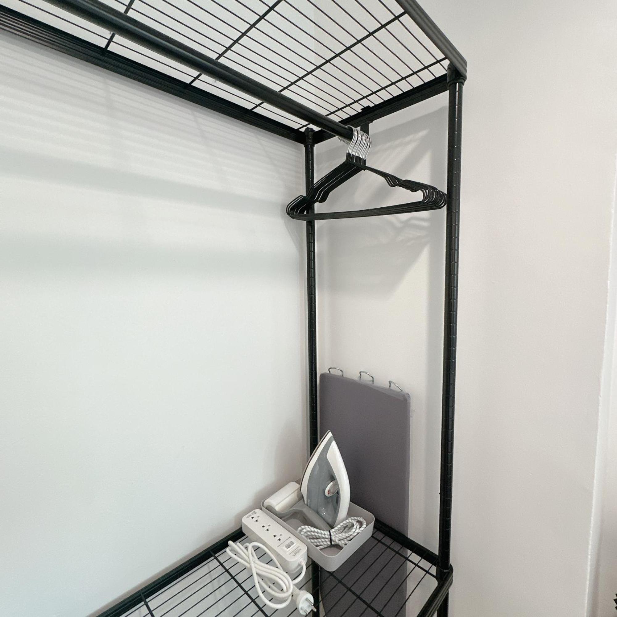 White & Black Cozy Heart Of Nimman Apartment Chiang Mai