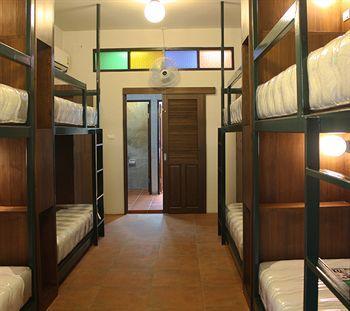 Tiger House Penginapan 3*