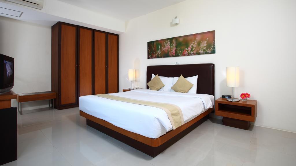 B2 Premier & Chiang Mai