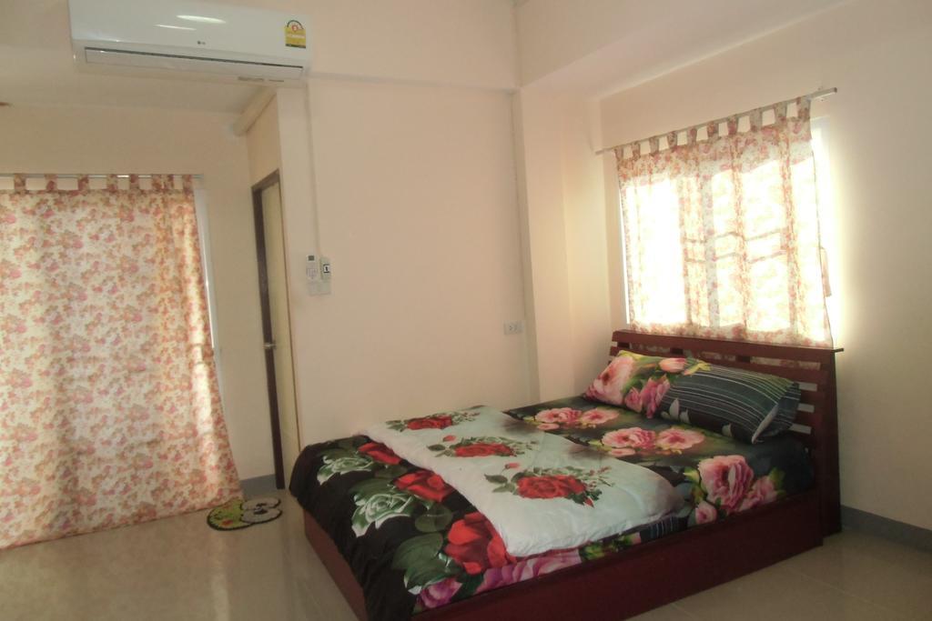 Guest house Chanaporn Place