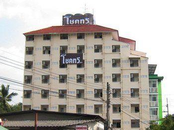 Choktawee Smile Hotel