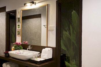E-outfitting Boutique Chiang Mai