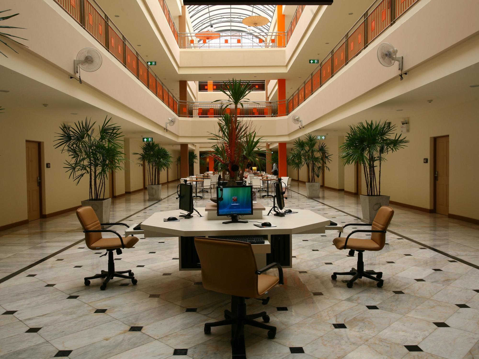 Imm Thaphae Hotel Chiang Mai