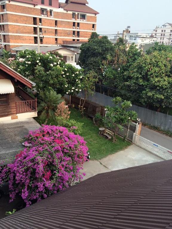 Little Guest house