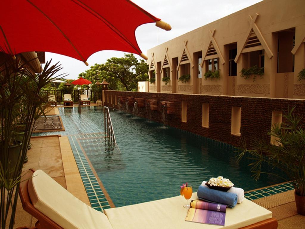 Hotel Maninarakorn