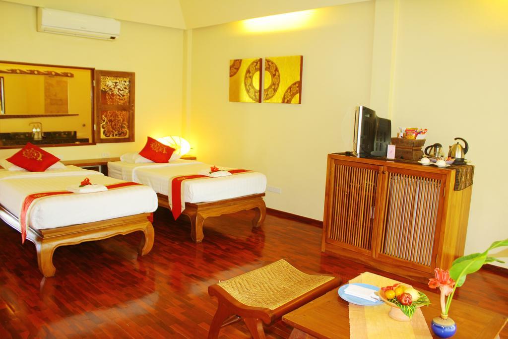 Ban Sabai Village & 4* Chiang Mai