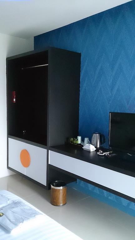 De Ja Moon Hostel