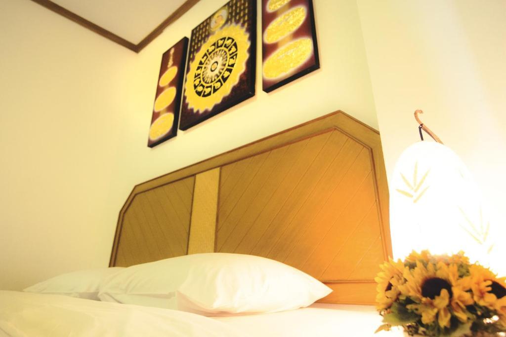Hotel The -sha Extra 2*