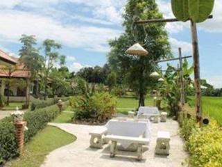 The Oriental Village & Mountain Veiw Hotel