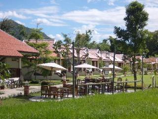The Oriental Village & Mountain Veiw Hotel 2*