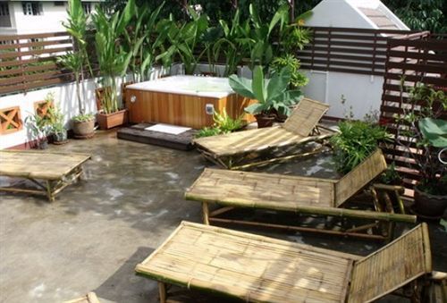 Junior House *