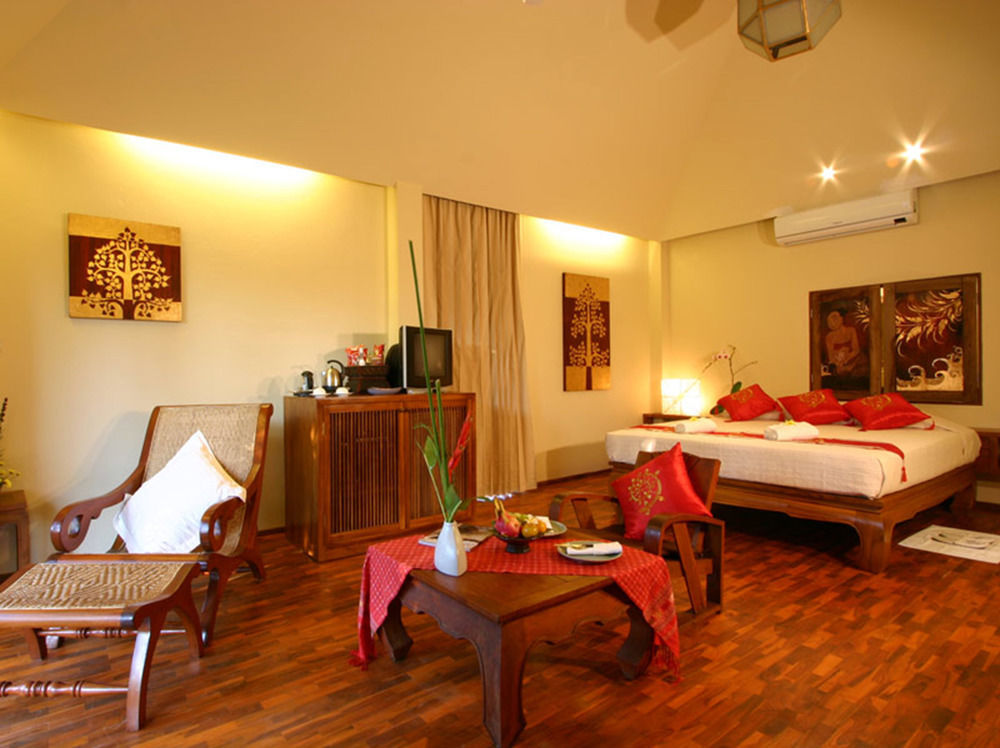 Ban Sabai Village & 4* Chiang Mai