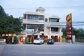 7 Days Vintage Hotel Chiang Mai