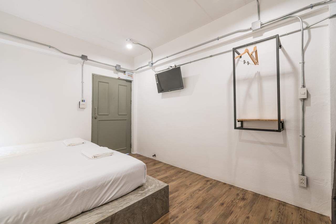 Hotel Your Space Prasingh Chiang Mai