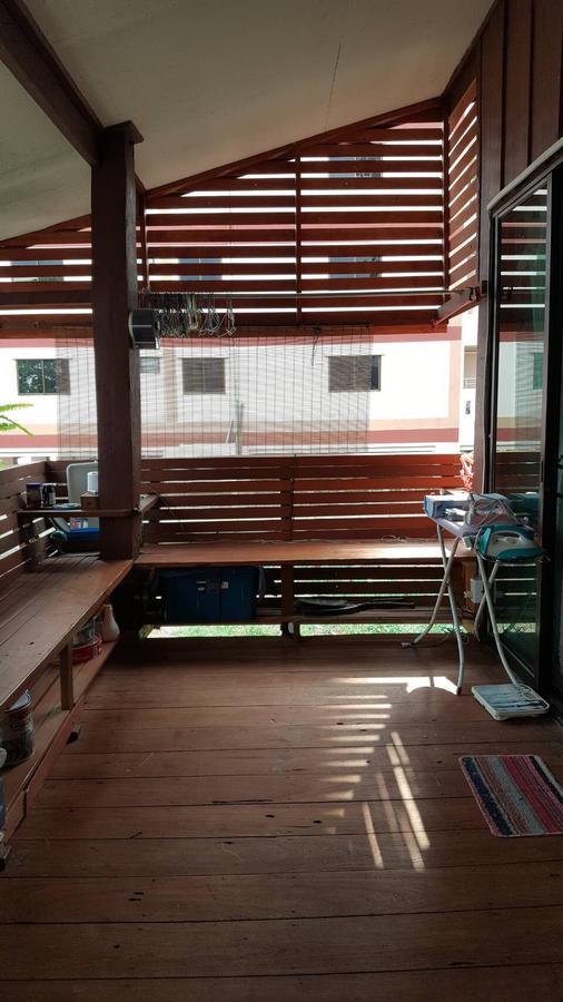 Baan Janrapee Homestay *