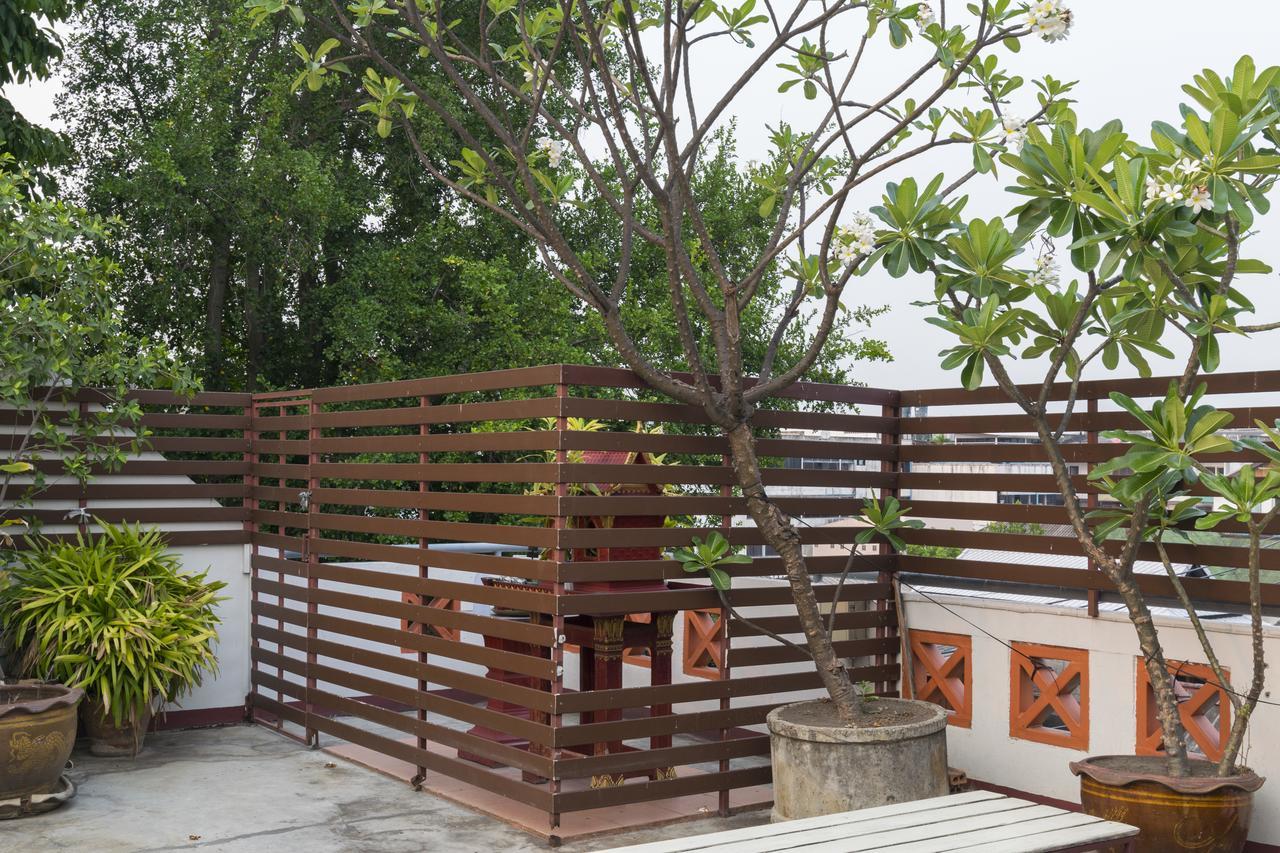 Junior House Hostel