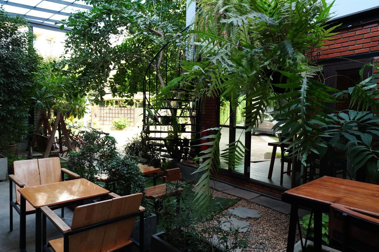 The White Elephant Guest house 3*