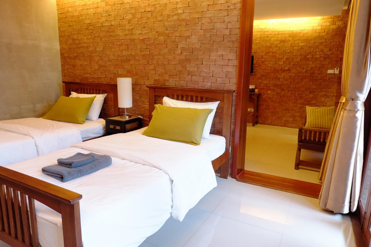 Guest house The White Elephant
