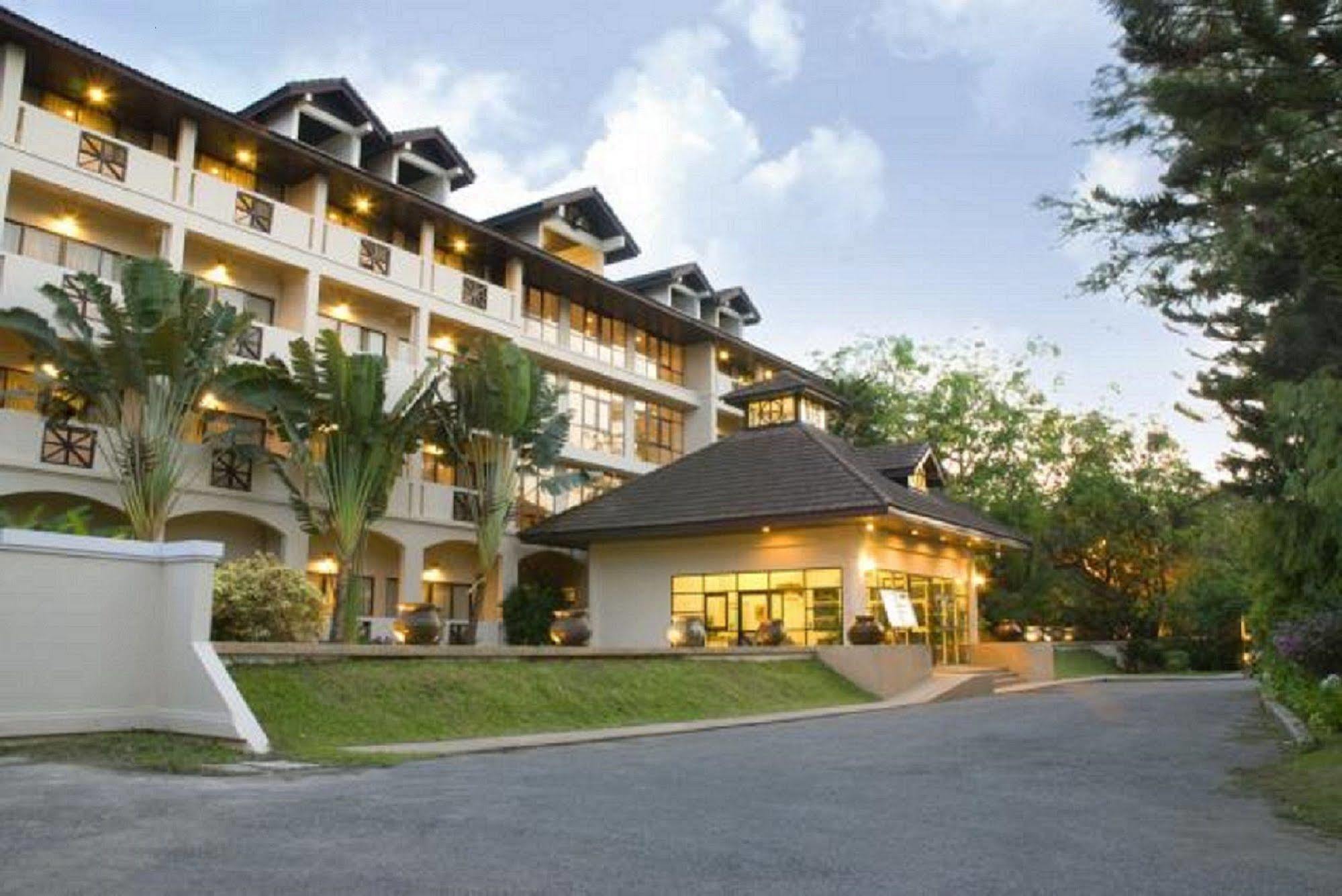 Eurasia 4*