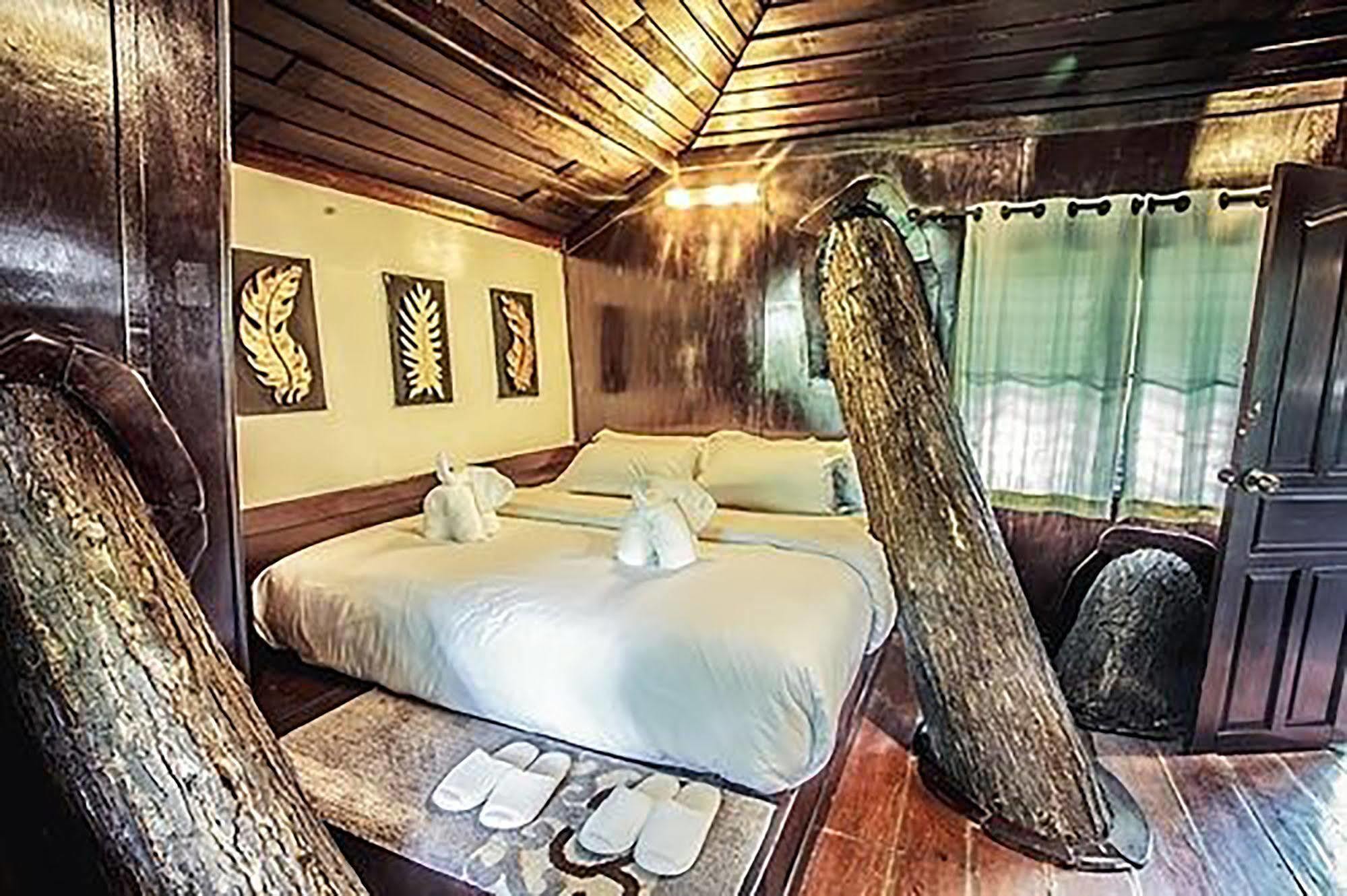 E-outfitting Doikham 4* Chiang Mai