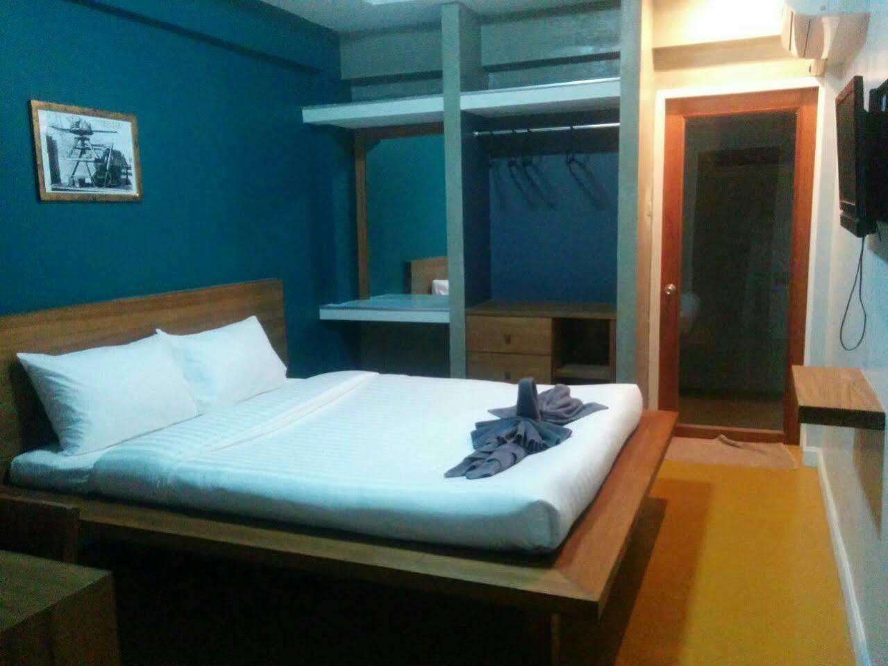 Chula Aparthotel
