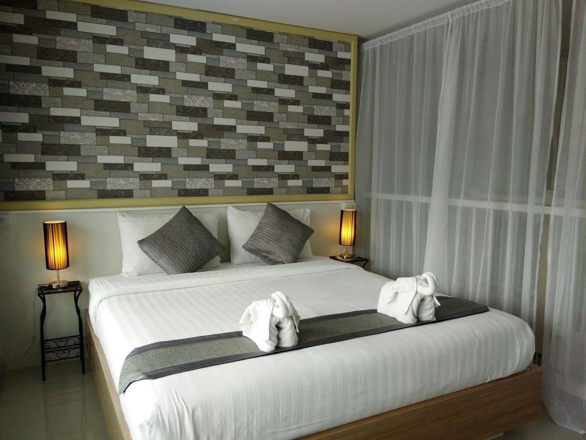 Hotel Namamema 3*