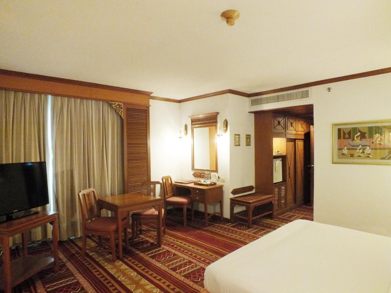 The Park Hotel, Hotel 3*