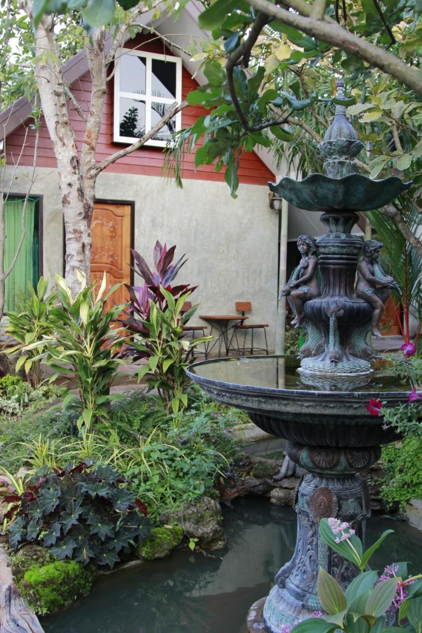 Bed & Breakfast Tasana Garden