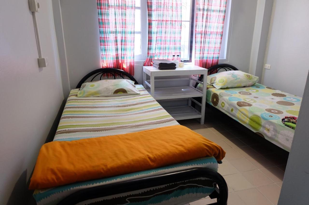 Julie Guest house *
