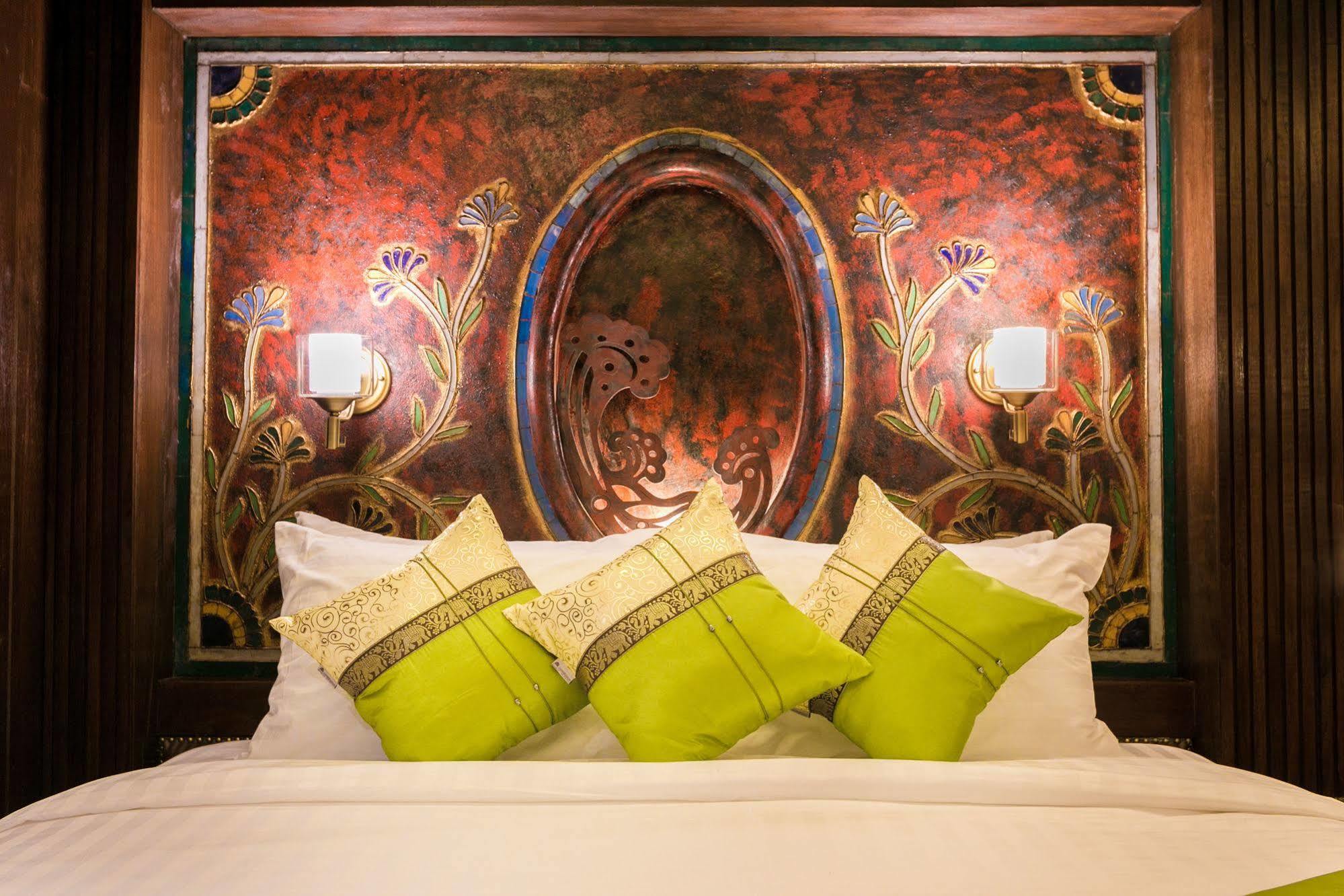 Namton Boutique 3*