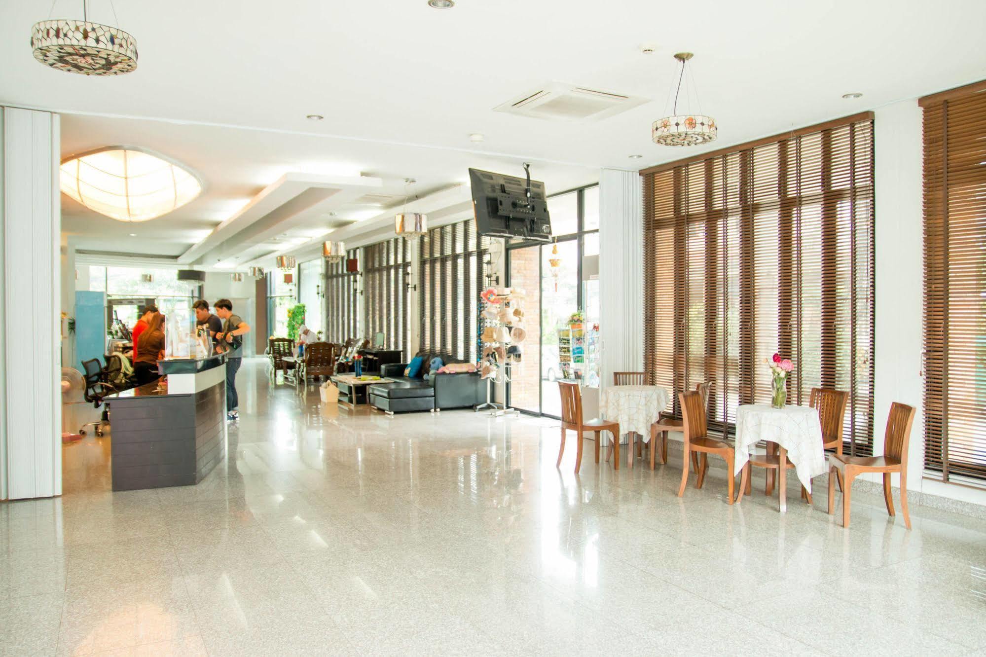 Huay Kaew Palace 2 2*