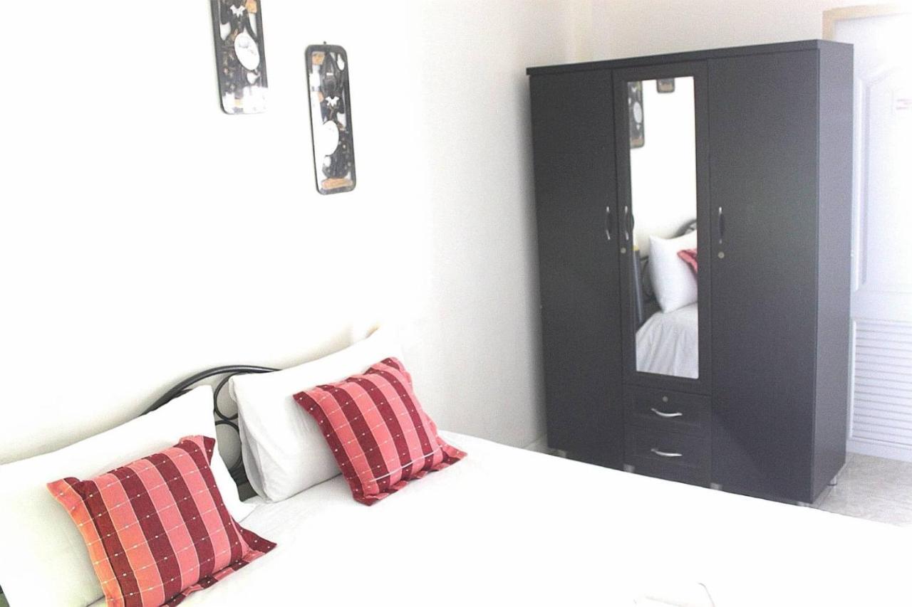 Varada Place 2*
