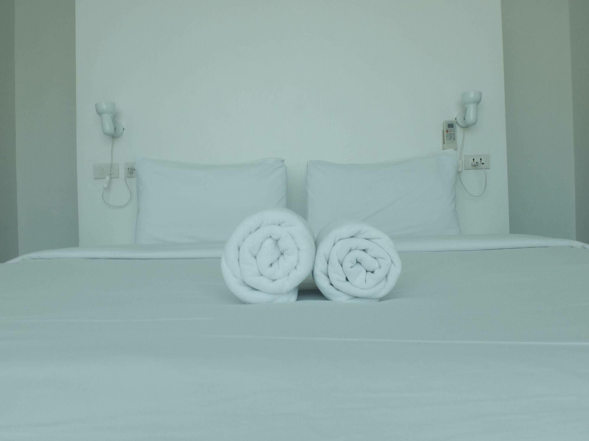 Hostel The Common Chiang Mai