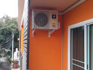 Cat House 3*