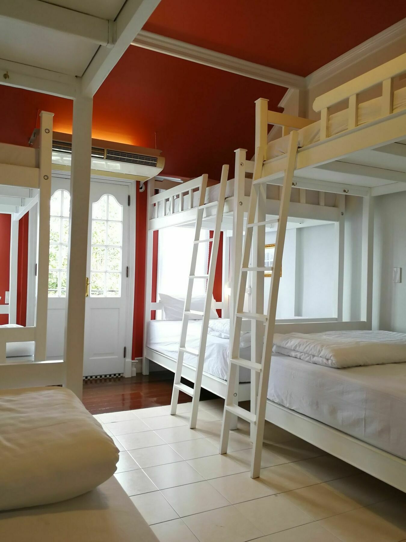 Hostel Bed In Town