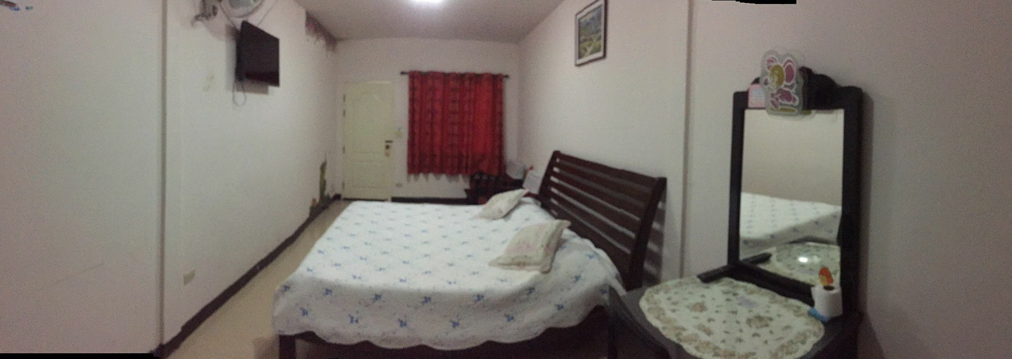 Gusto House 3*