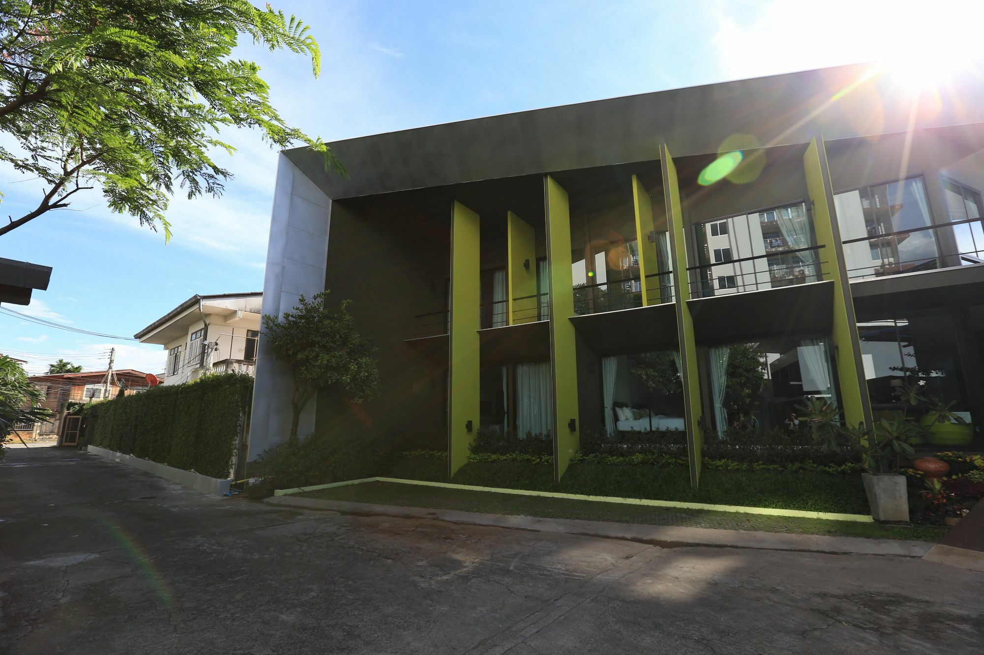 Guest house The White Elephant
