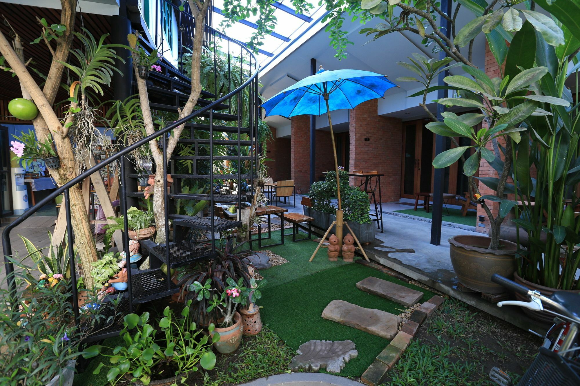 The White Elephant 3* Chiang Mai