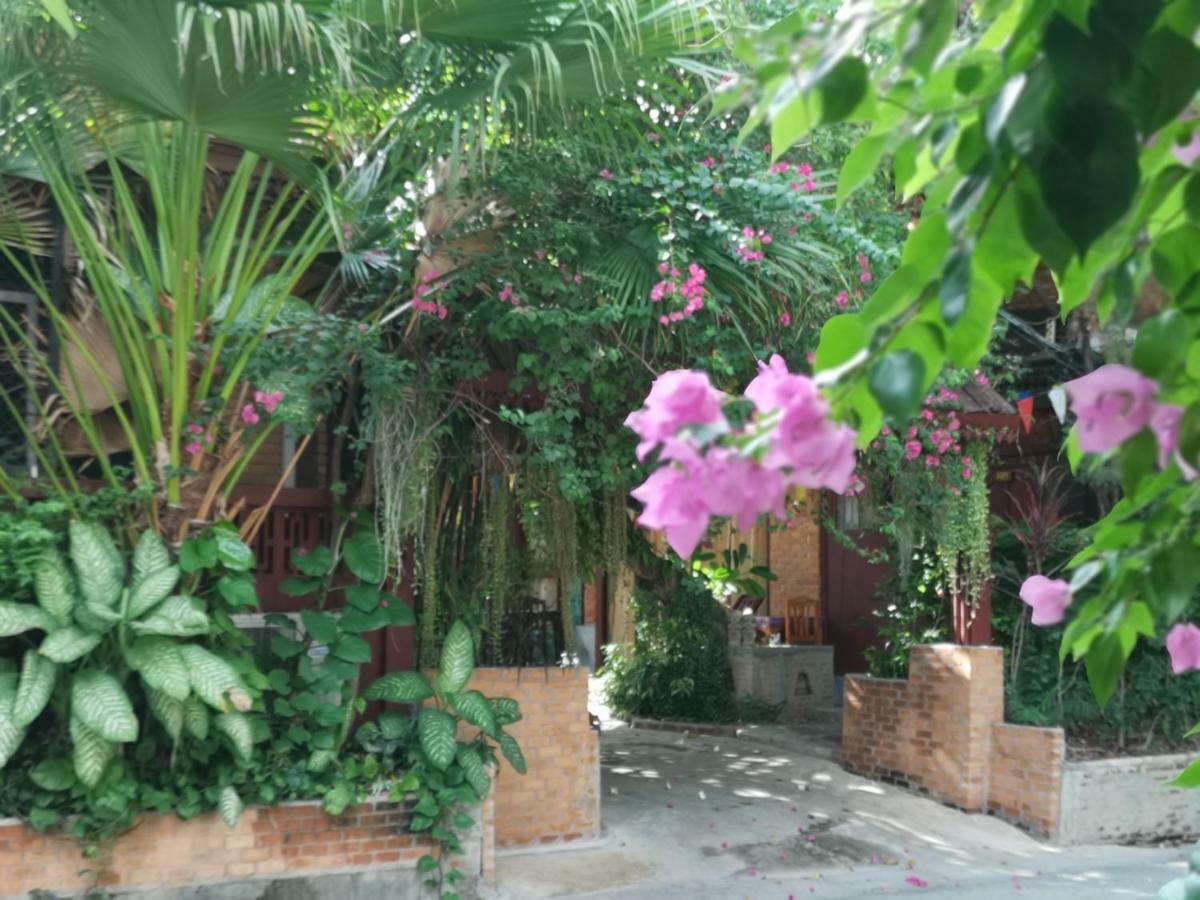 Boutique House Nipha *