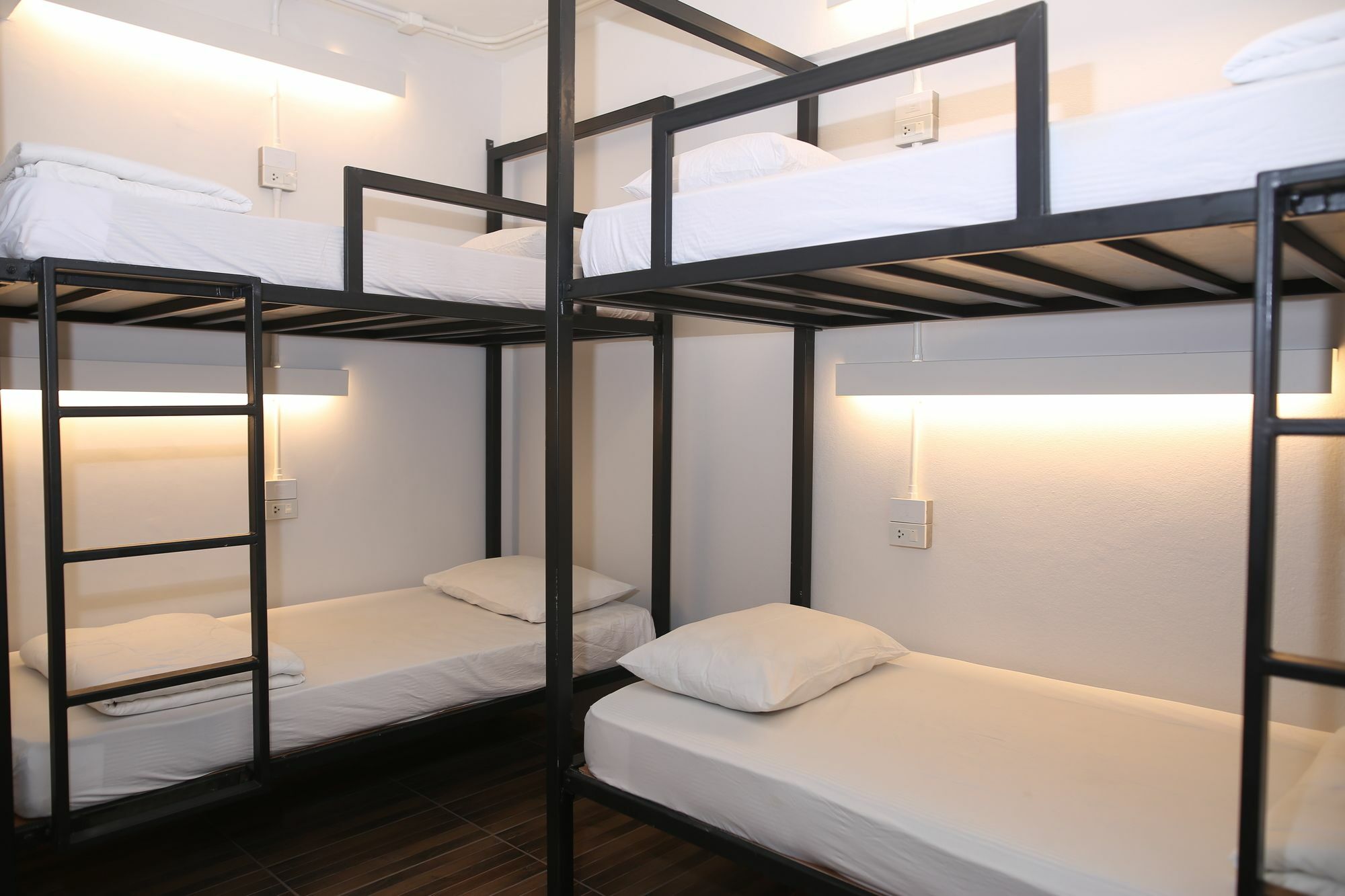 Albergue Hobnob (adults Only)