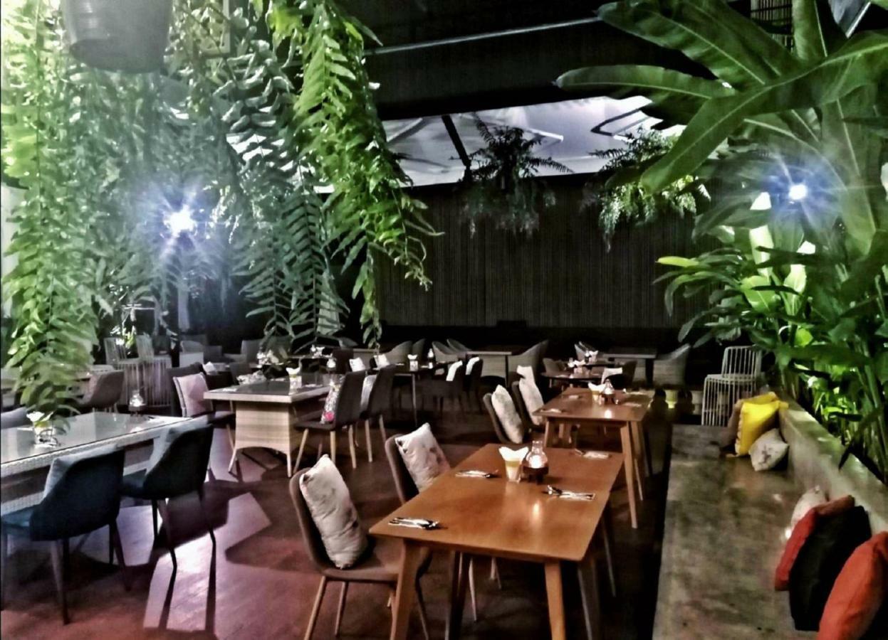 Pool 4* Chiang Mai