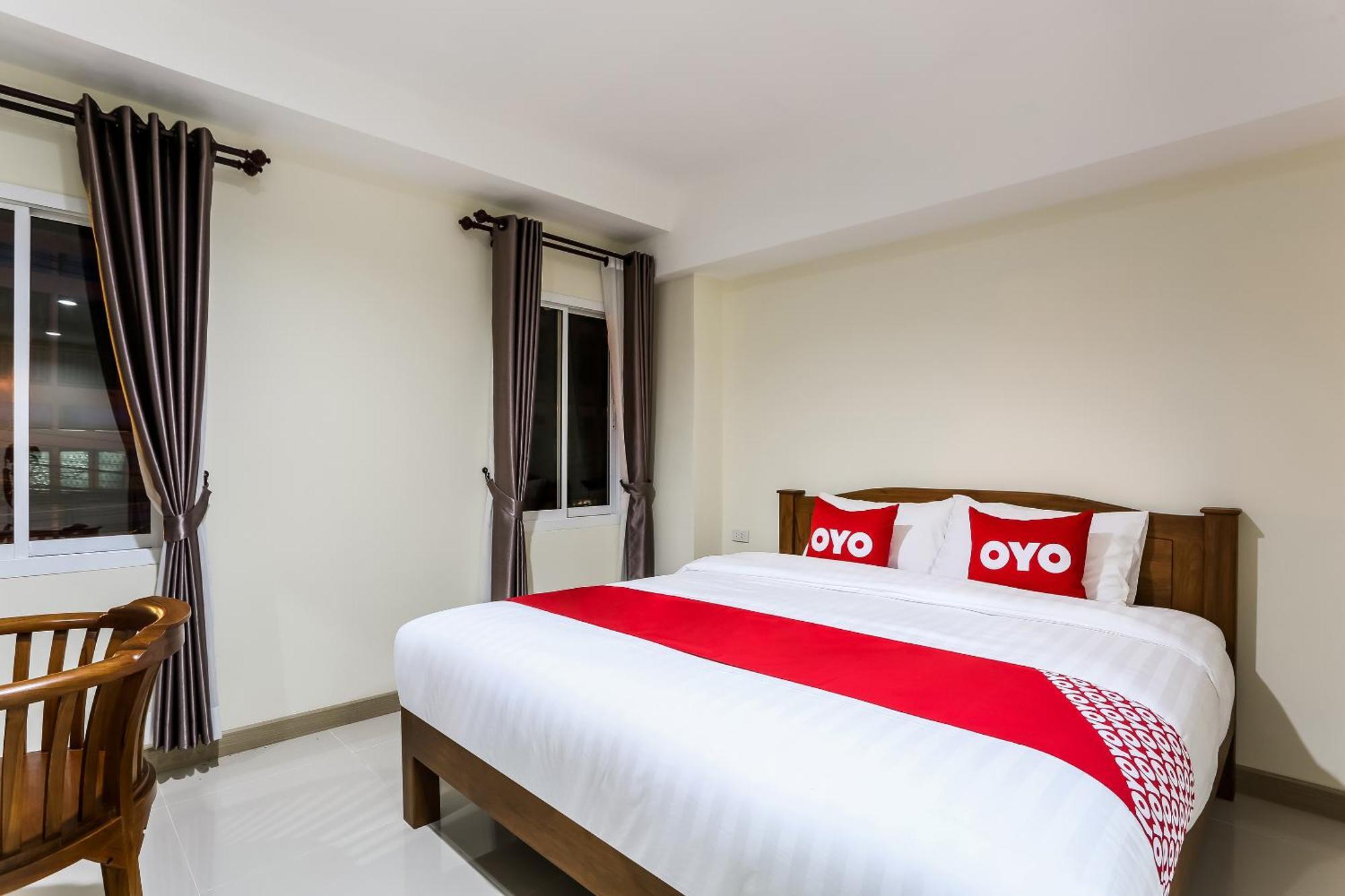 Canary House Rachawong คานารี่ เฮ้าส์ ราชวงศ์ Hotel