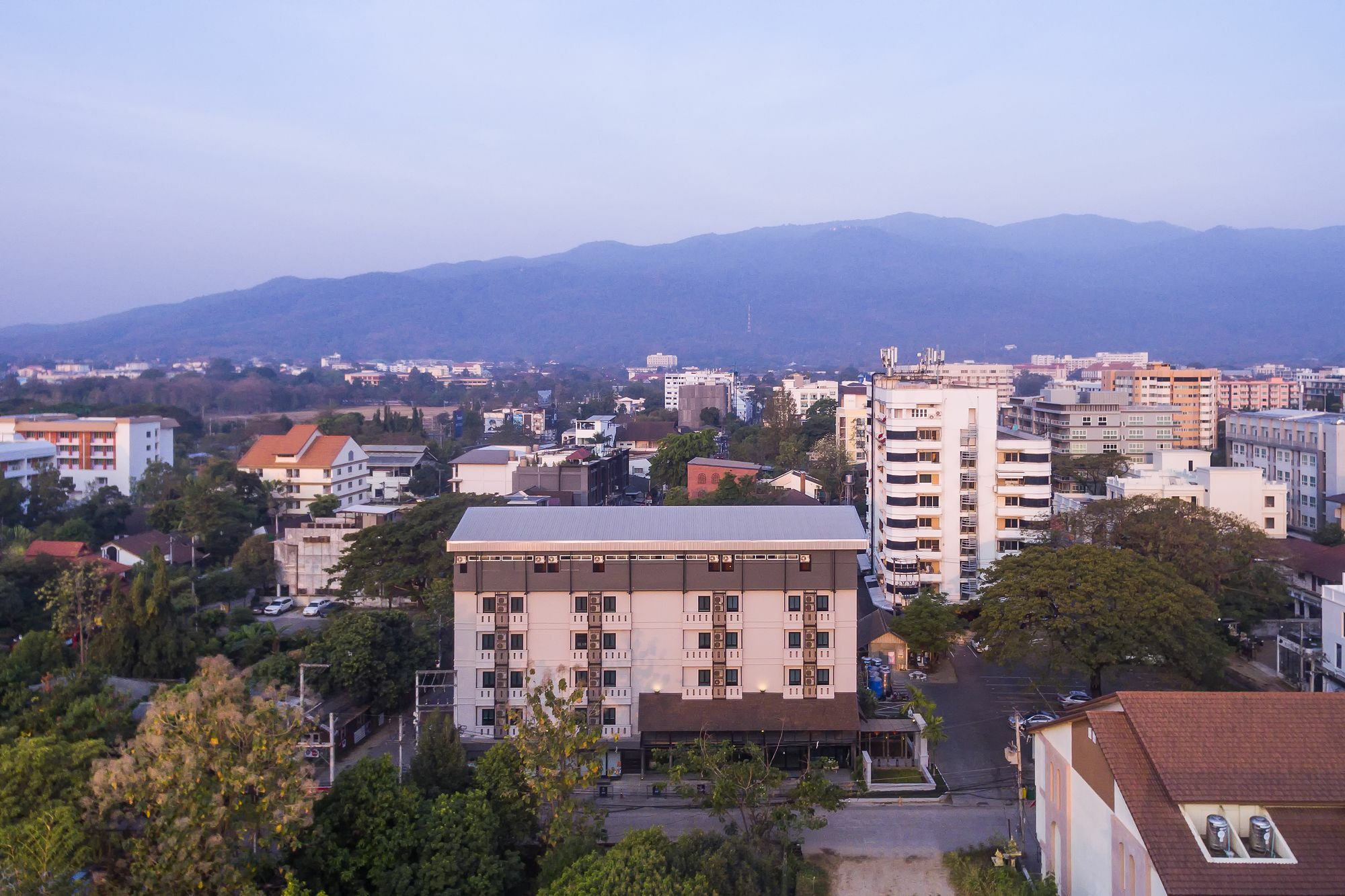 L Nimman Hotel